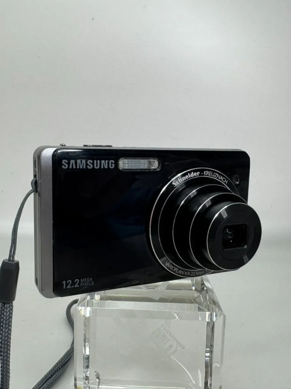 Samsung TL220 DualView 12.2MP Digital Camera 4.6x Zoom _ Please Read